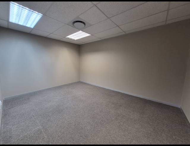 514M² OFFICE TO LET IN SANDTON CENTRAL